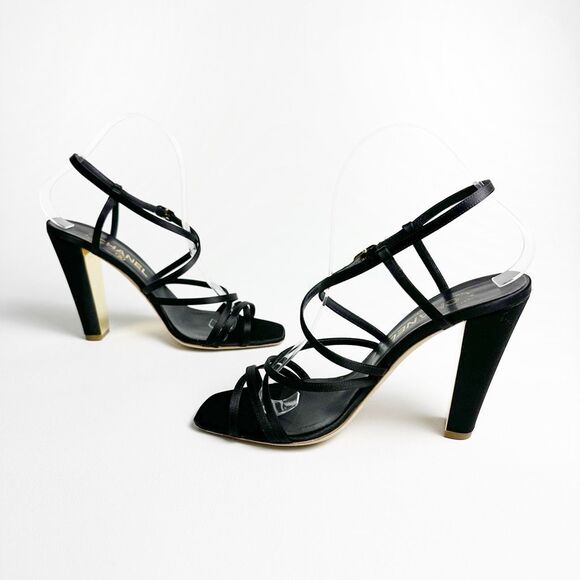 CHANEL Black Gold Heels Size 39 US 8.5 Interlocking CC Logo Slingback Sandal - Picture 10 of 13